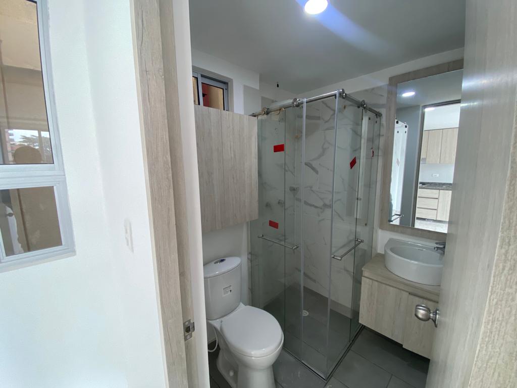 APARTAMENTO ARRIENDO NORTE LA CASTELLANA 22.jpg