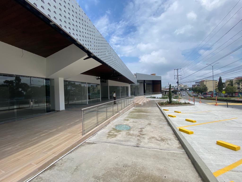 ISLA ARRIENDO MALL NORTE ARMENIA 16.jpg