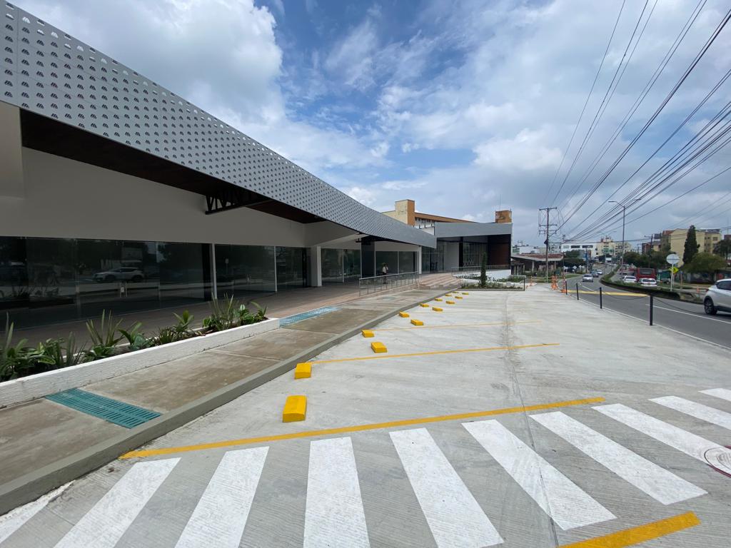 ISLA ARRIENDO MALL NORTE ARMENIA 17.jpg