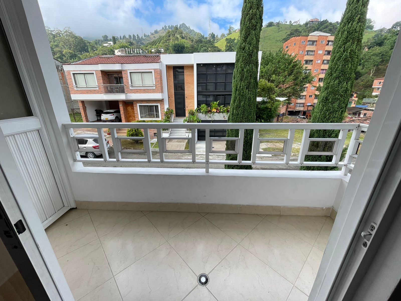 Se vende casa en sabaneta sector la doctora 5.jpeg