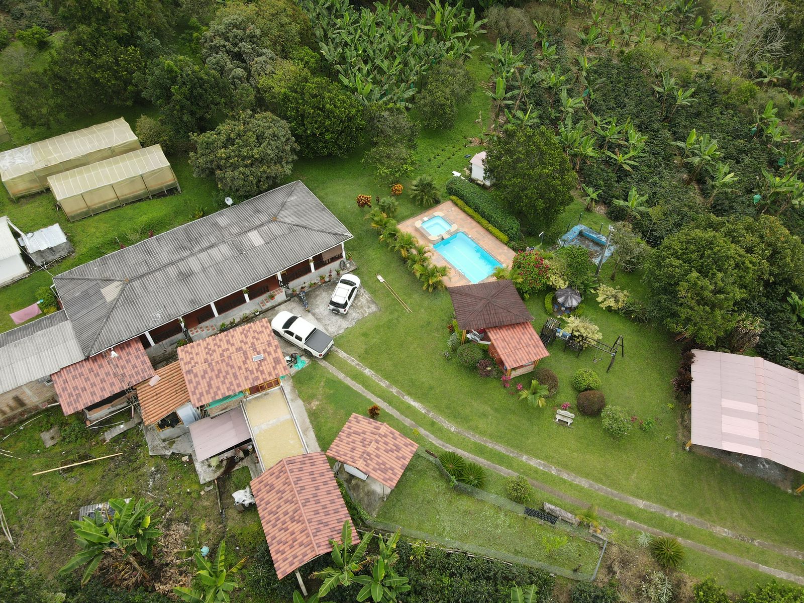 se vende finca en filandia 3.jpg