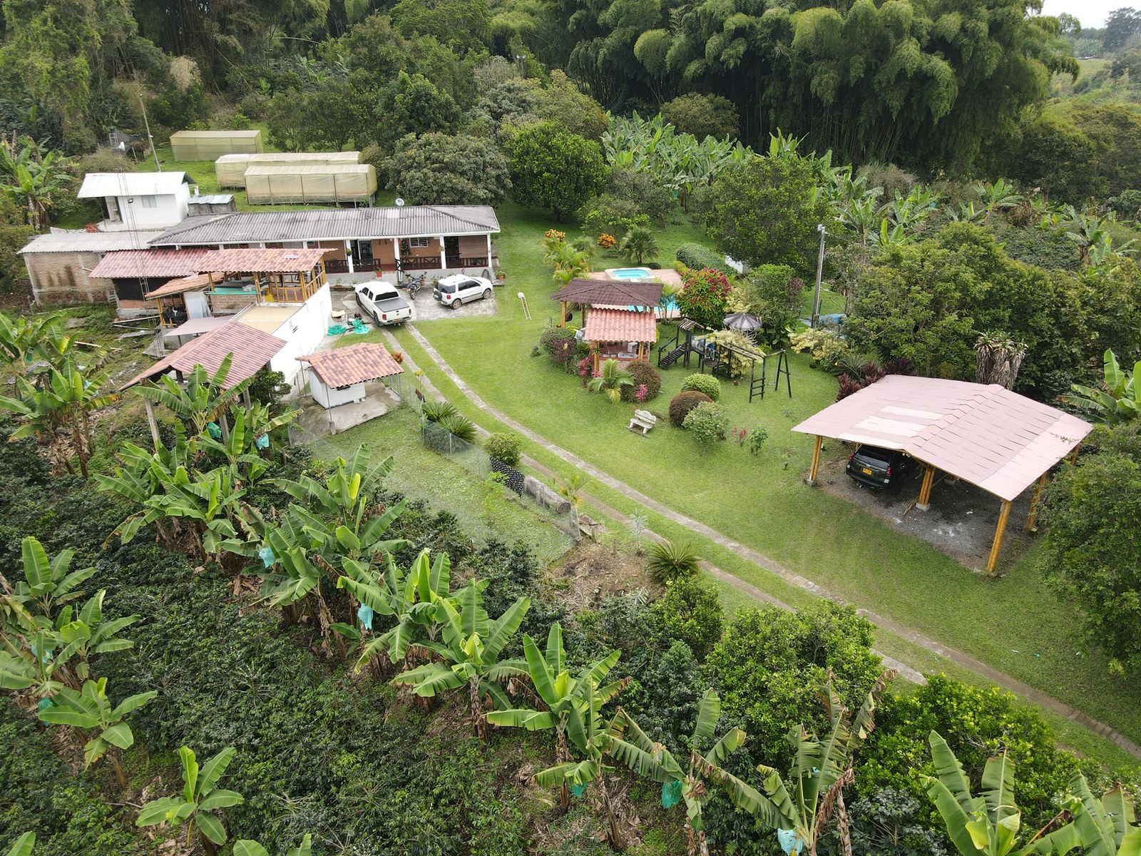 se vende finca en filandia 7.jpg