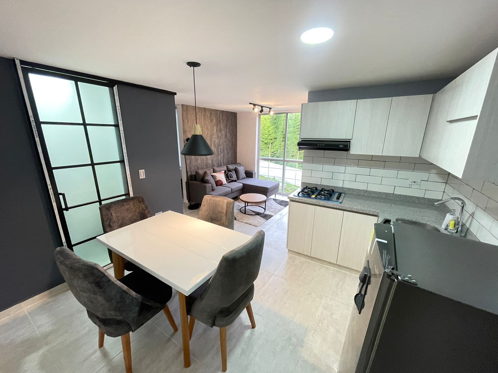 Apartamento amoblado en conjunto cerrado en circasia con jacuzzi (28).jpeg