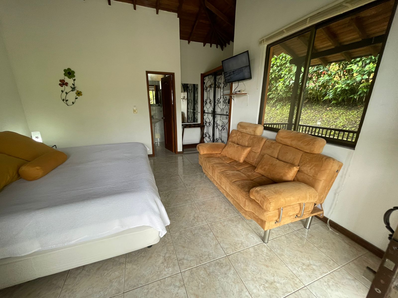 hotel campestre circacia quindio, habitacion para dos y tres personas (3).jpeg