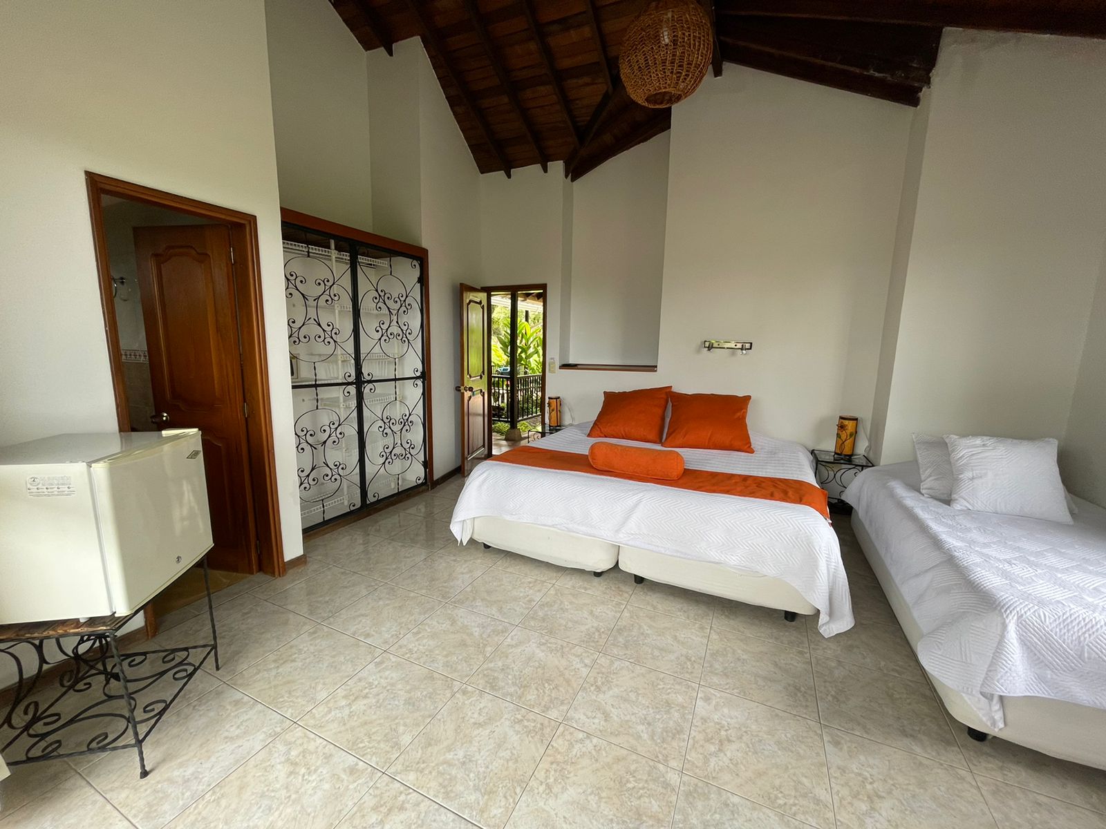 Hotel campestre circacia quindio, habitacion para dos y tres personas110.jpeg