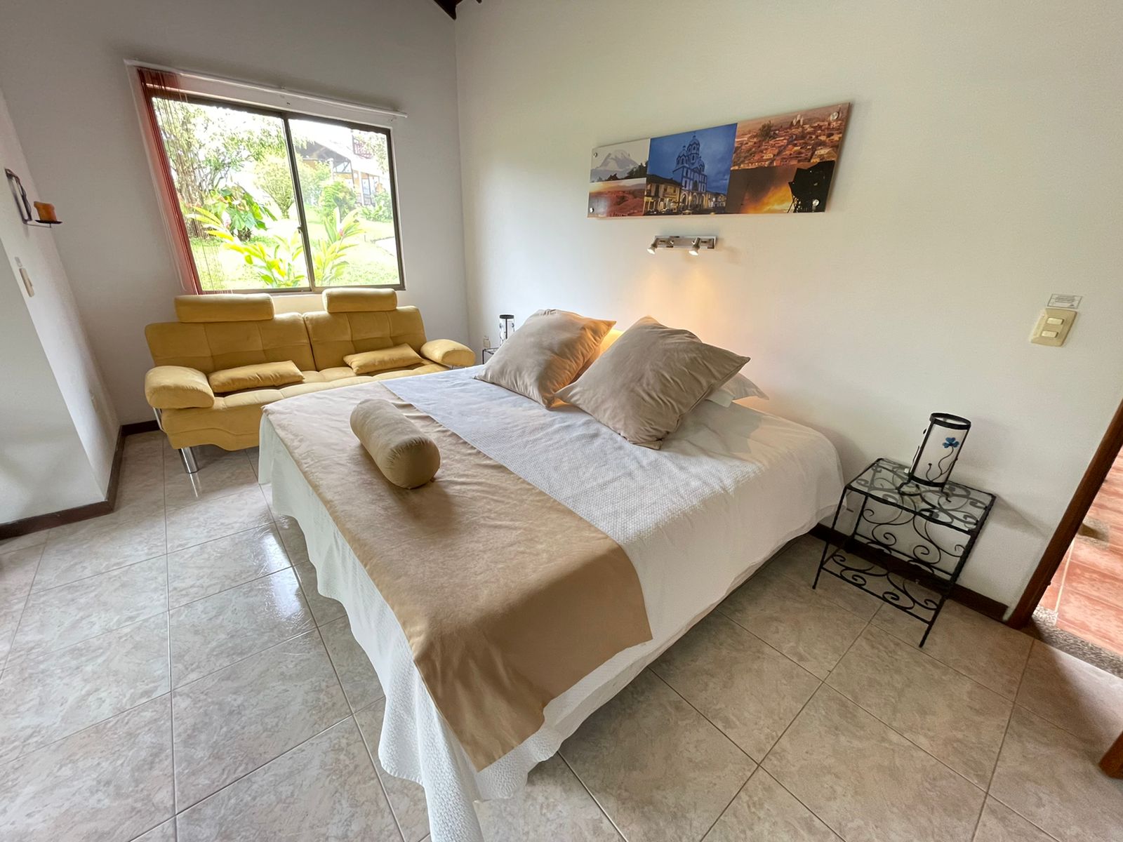 Hotel campestre, circacia quindio, habitacion para dos y tres personas3.jpeg