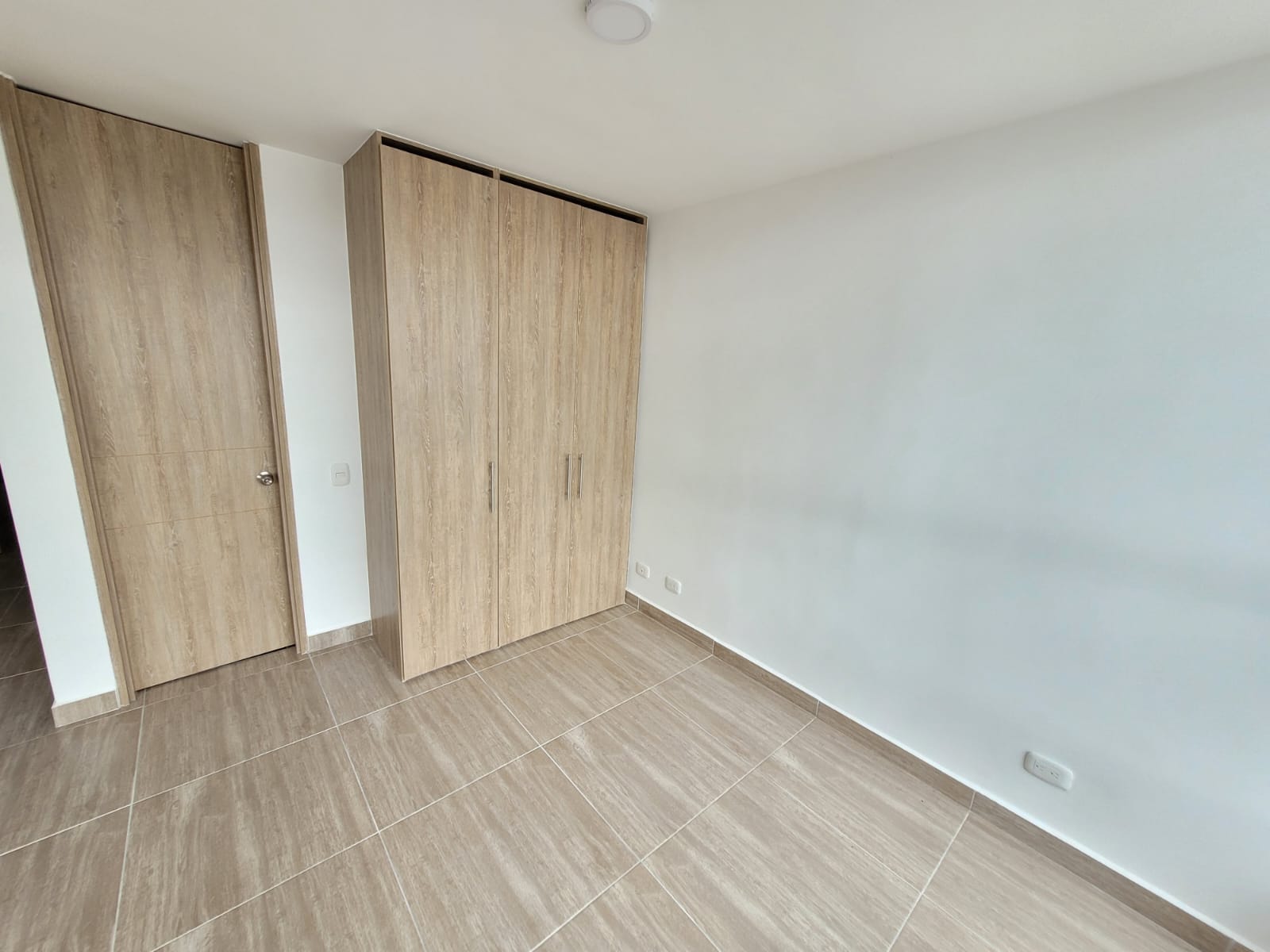 Aparta-estudio en arrendamiento municipio de Armenia Quindío Sector Av. 19 Norte (16).jpeg