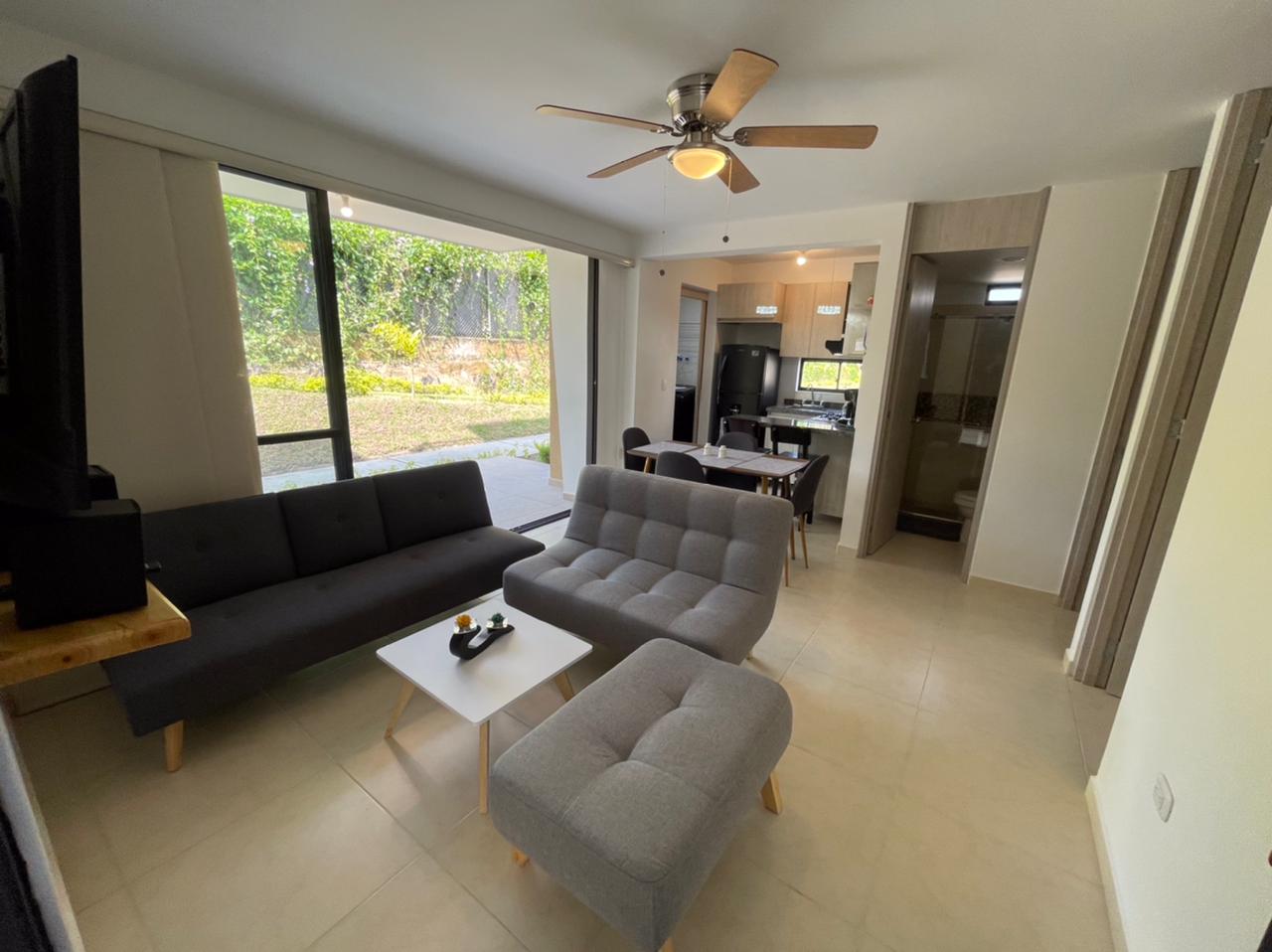 apartamento amoblado en conjunto residencial con piscina, jacuzzi, zonas sociales  (18).jpeg