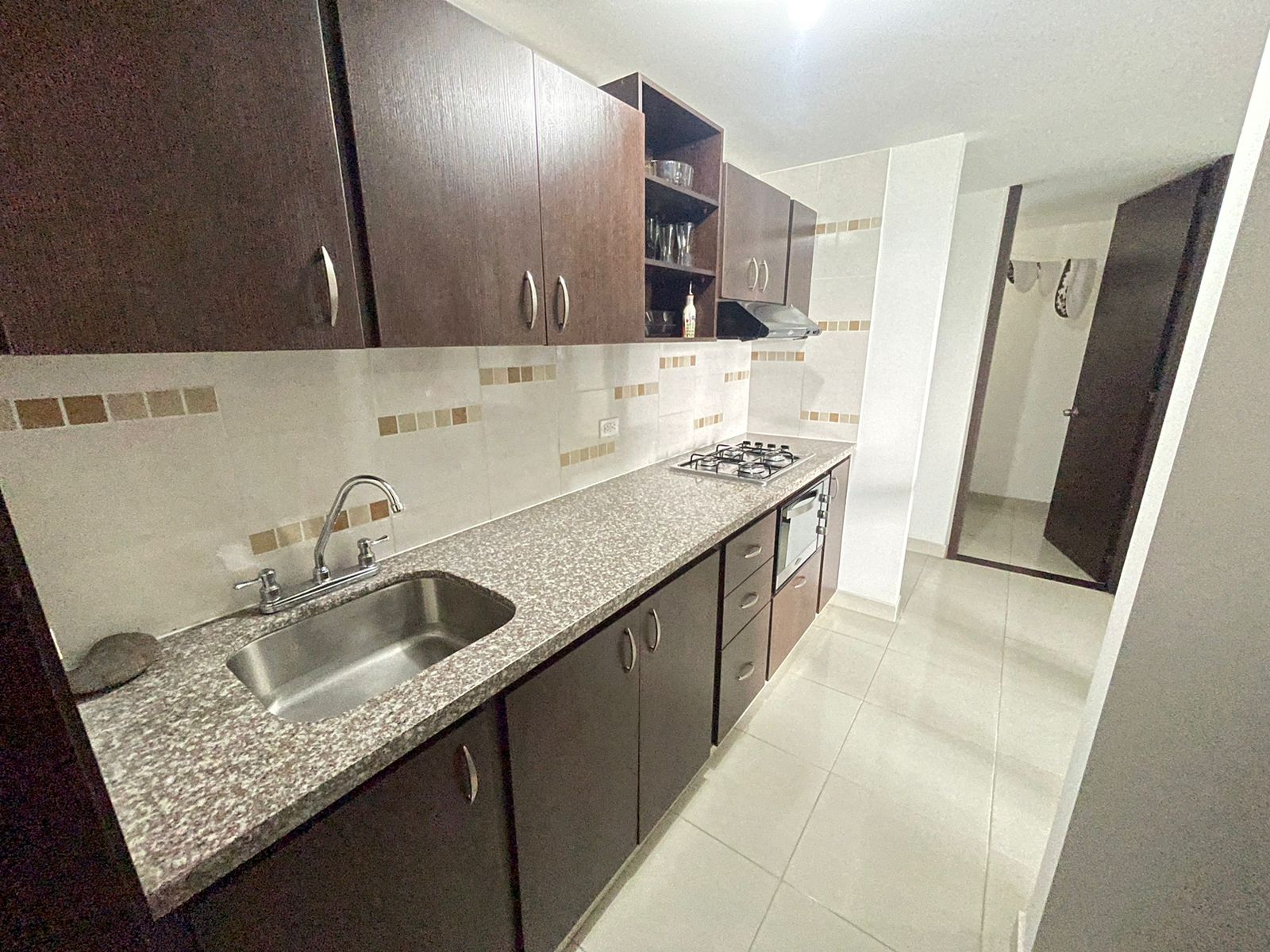 lindo apartamento amoblado al norte de armenia con espectaculares zonas sociales  (9).jpeg