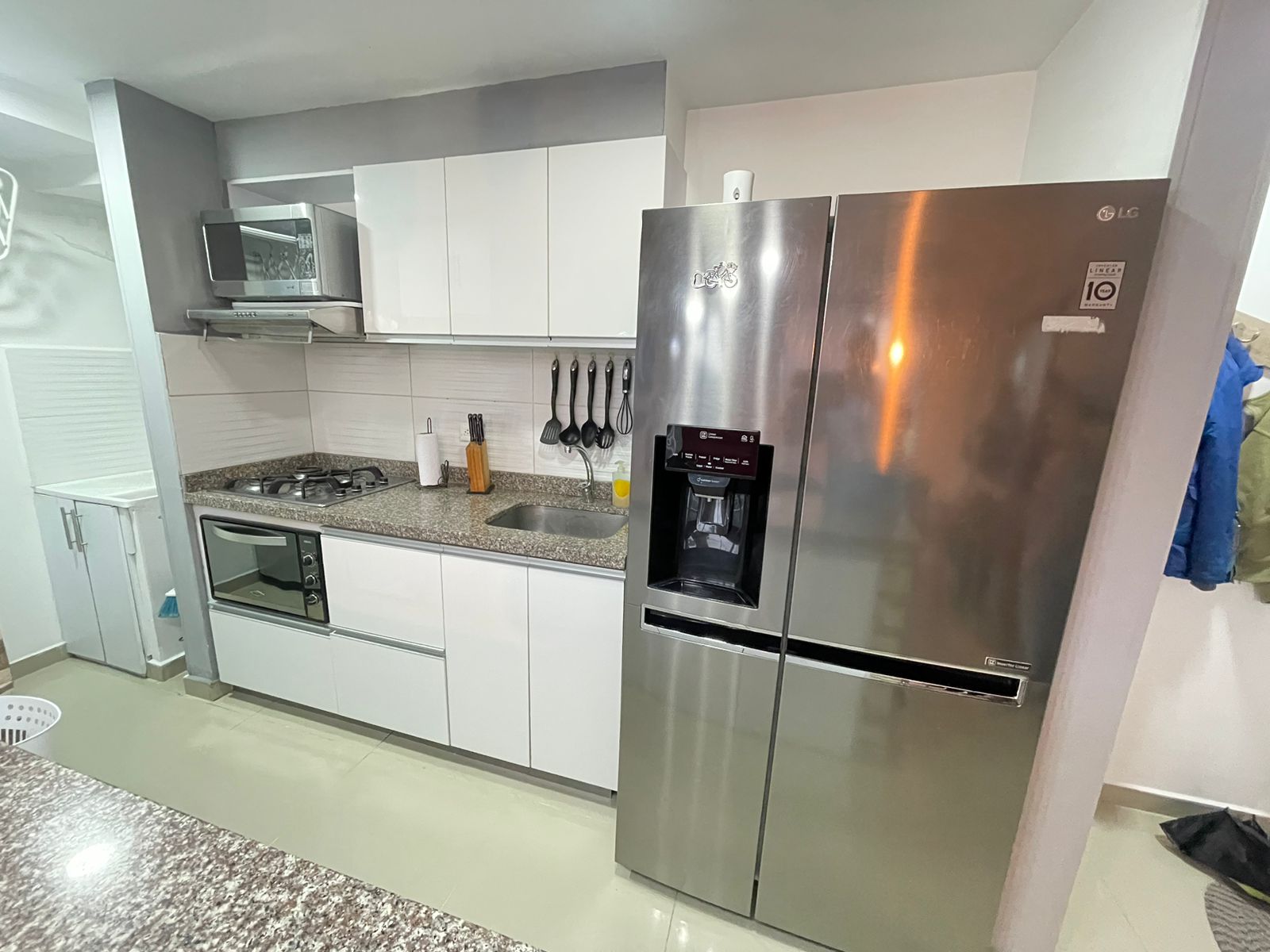 Apartamento amoblado al norte de Armenia amplio con lindas zonas sociales (6).jpeg