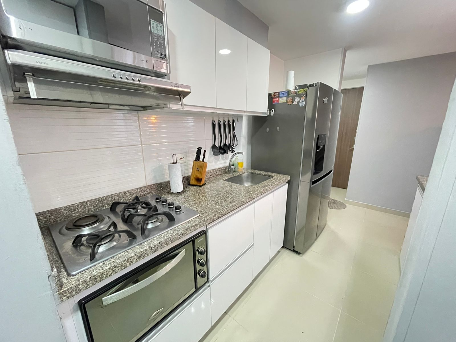 Apartamento amoblado al norte de Armenia amplio con lindas zonas sociales (7).jpeg