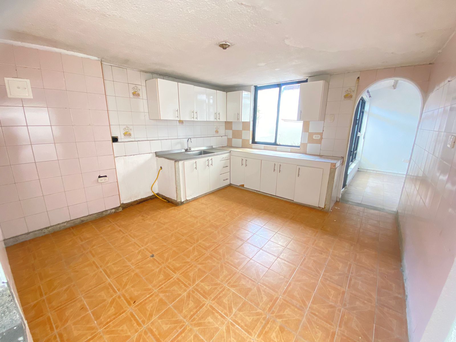 Se Vende Amplia Casa En El Sector Del Barrio La Arboleda Armenia Quindio  13.jpeg