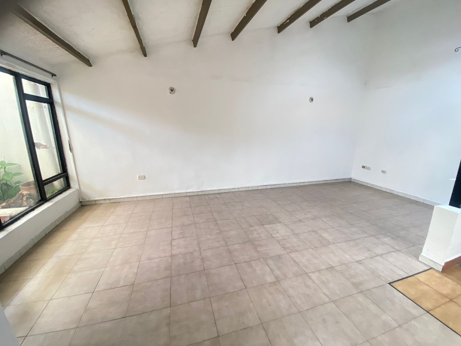 Se Vende Amplia Casa En El Sector Del Barrio La Arboleda Armenia Quindio  16.jpeg