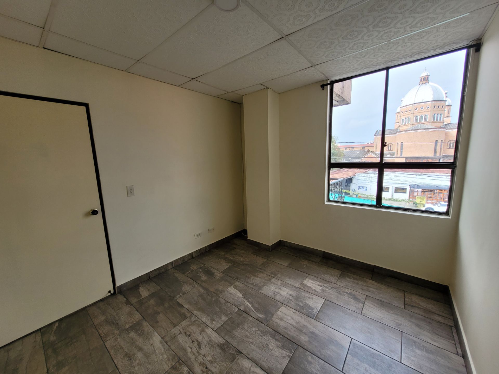 se arrienda apartamento en el sector del centro (2).jpg