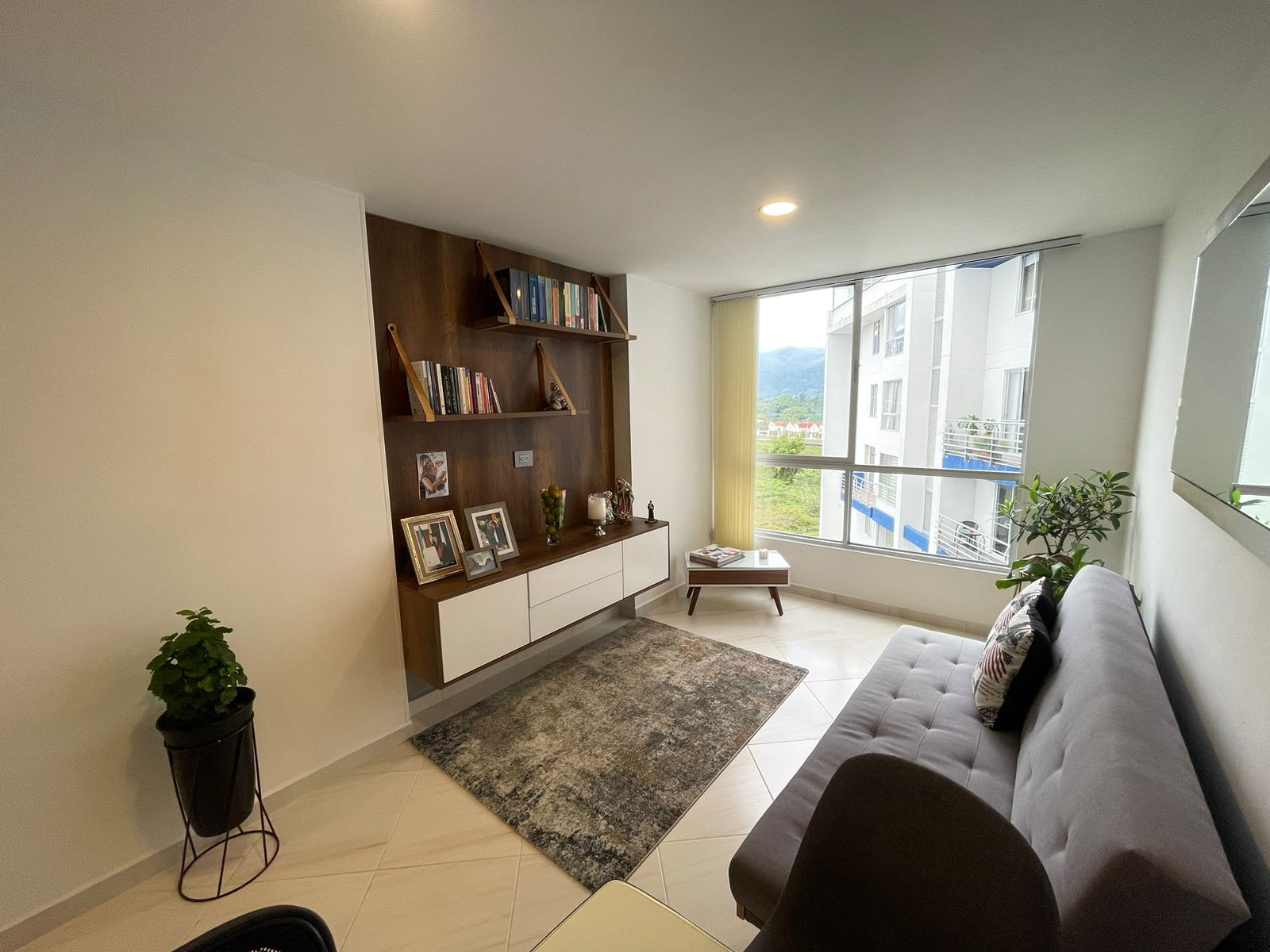 Apartamento amblado buen sector armenia con linda vista  (8).jpeg