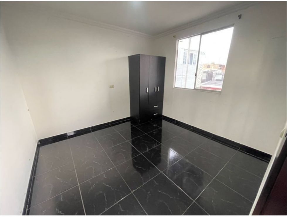 SE RENTA CASA SECTOR PAVONA (3).jpg