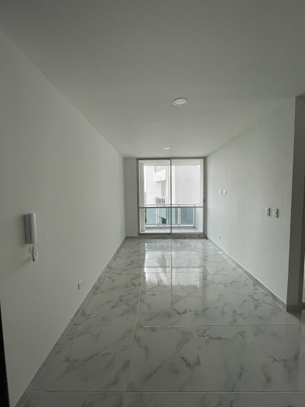 Se Vende Hermoso Apartamento En Zona Exclusiva Sector Oro Negro Norte Armenia Quindío (7).jpeg