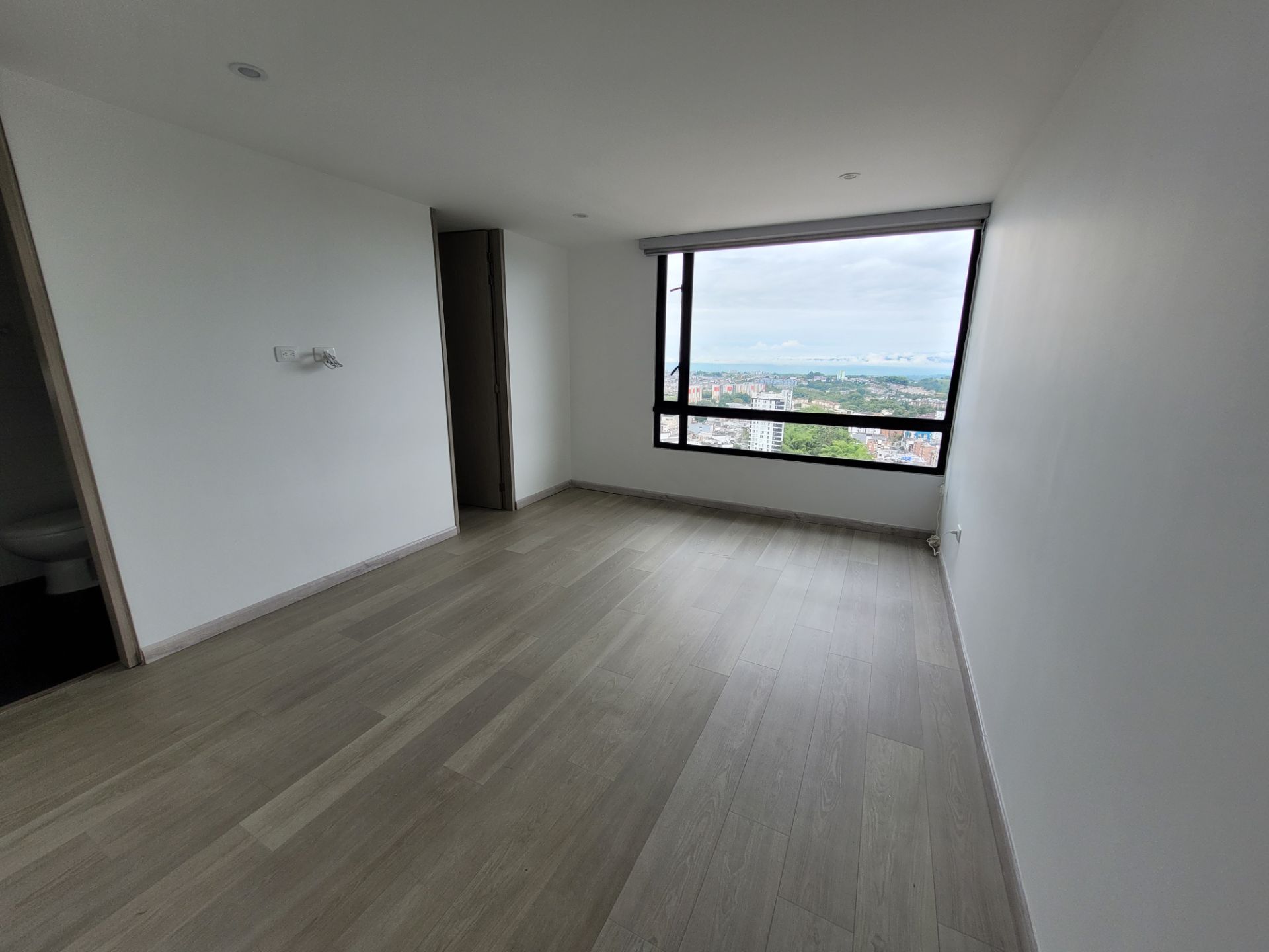 se arrienda apartamnto en el norte de armenia (24).jpg