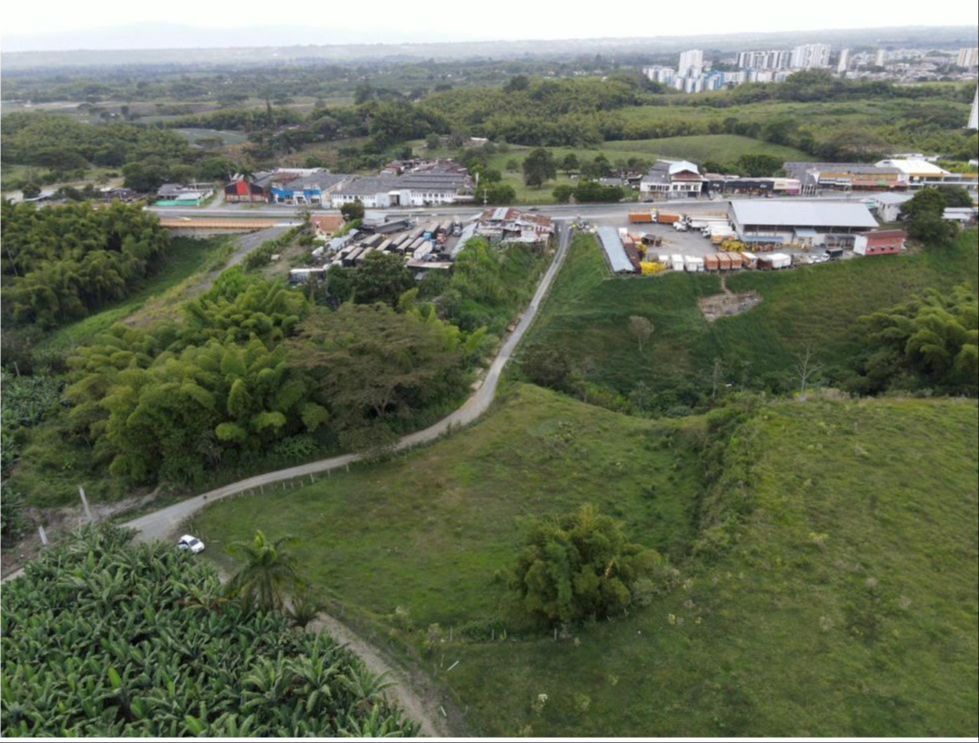 Se Vende Lote Industrial Y Comercial Vía Armenia La Tebaida  (6).jpg
