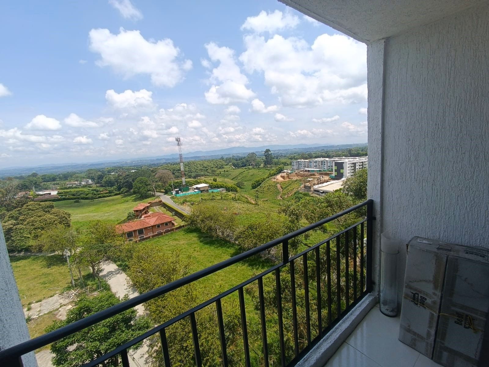 Se Vende Lindo Apartamento En Conjunto Cerrado Sector Puerto Espejo Sur Armenia Quindío (29).jpeg
