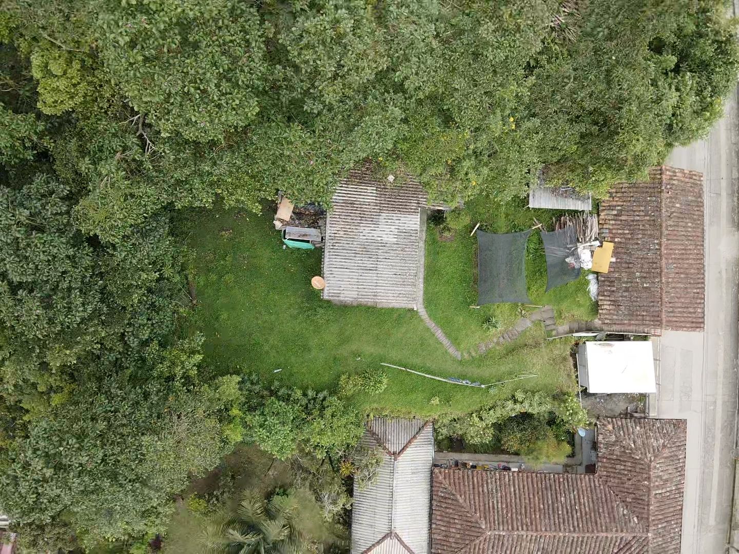 Se Vende Casa Lote Barrio Las Colinas Salento Quindío (6).jpg