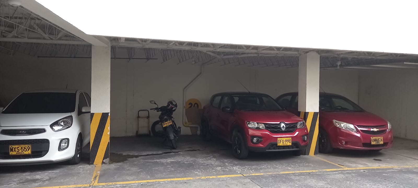 Se Vende Amplio Apartamento Sector Fundadores Clinicas Norte Armenia Quindío (5).jpeg