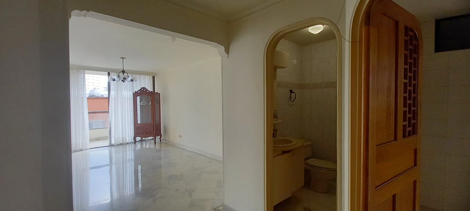 Se Vende Amplio Apartamento Sector Fundadores Clinicas Norte Armenia Quindío (8).jpeg