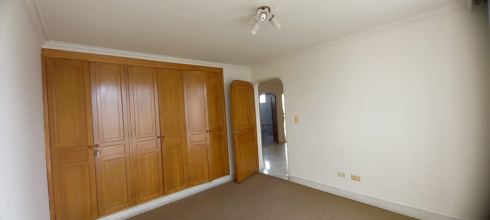 Se Vende Amplio Apartamento Sector Fundadores Clinicas Norte Armenia Quindío (20).jpeg