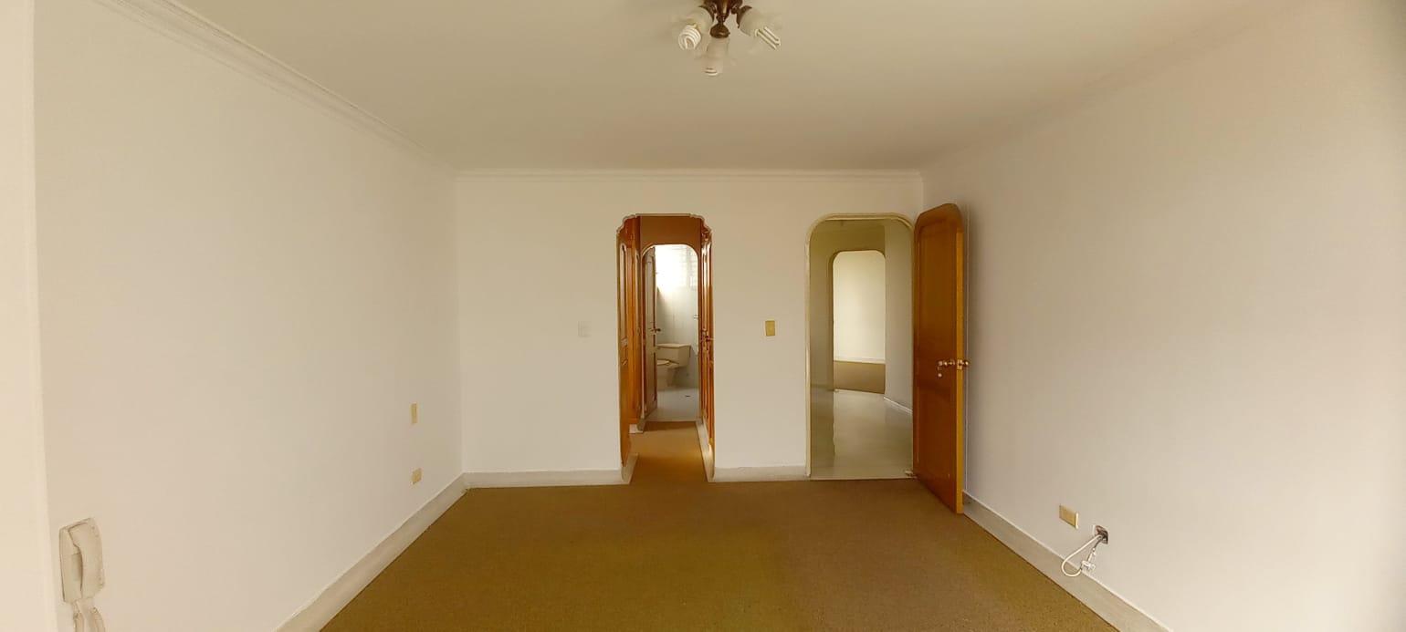 Se Vende Amplio Apartamento Sector Fundadores Clinicas Norte Armenia Quindío (25).jpeg