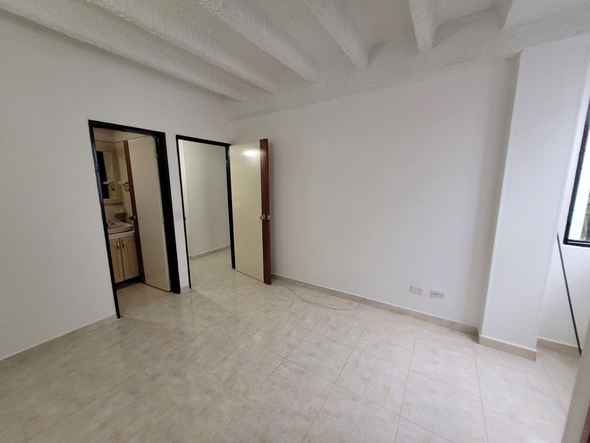 se arrienda apartamento en el norte de la ciuda de Armenia (9).jpg