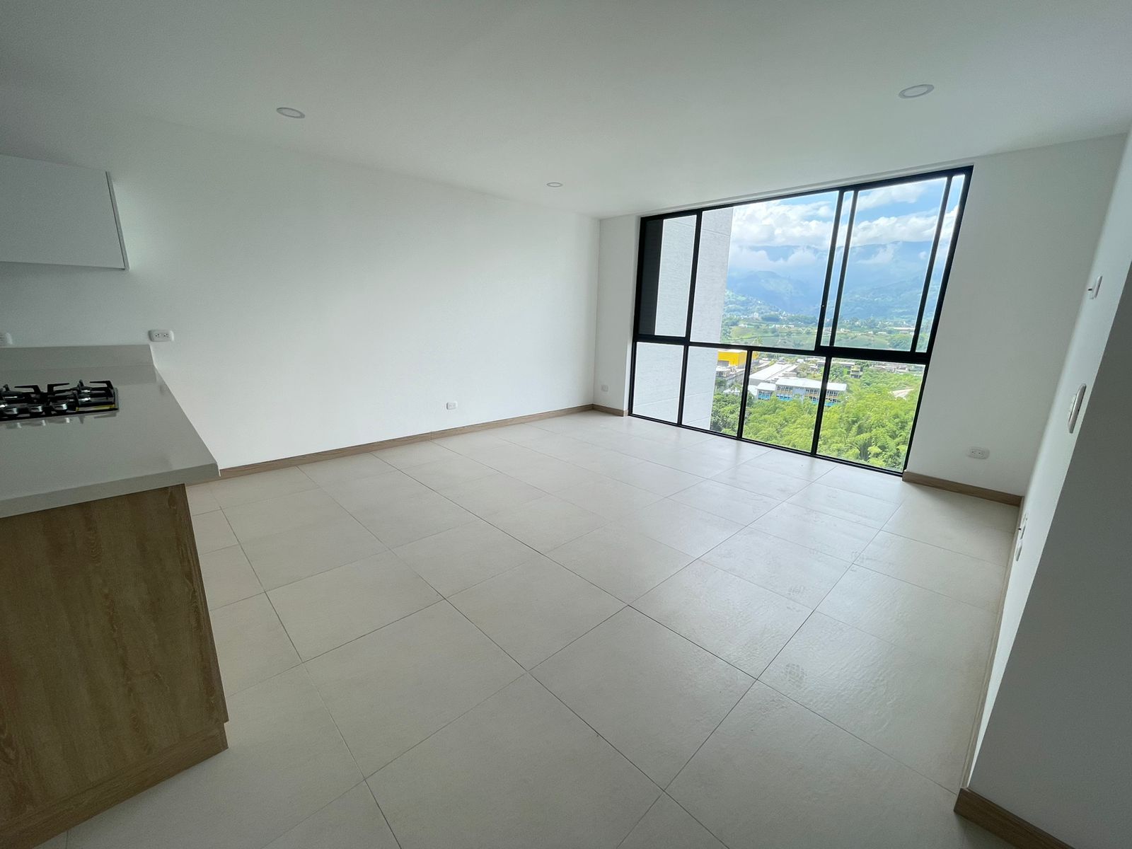 SE ARRIENDA APARTAMENTO SECTOR AVENIDA BOL (22).jpeg