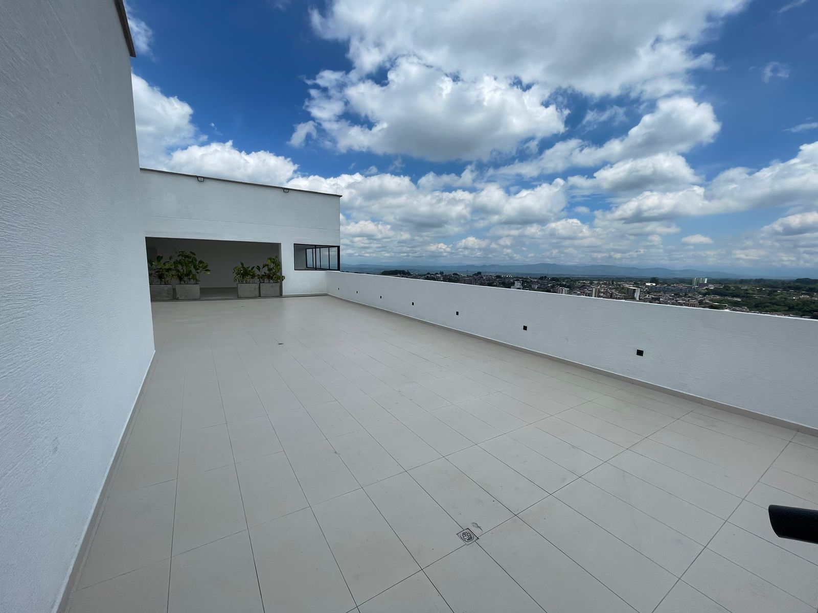 SE ARRIENDA APARTAMENTO SECTOR AVENIDA BOL (21).jpeg