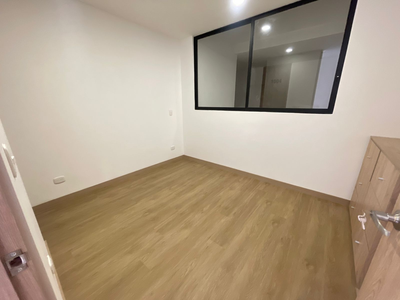 SE ARRIENDA APARTAMENTO SECTOR AVENIDA BOL (13).jpeg
