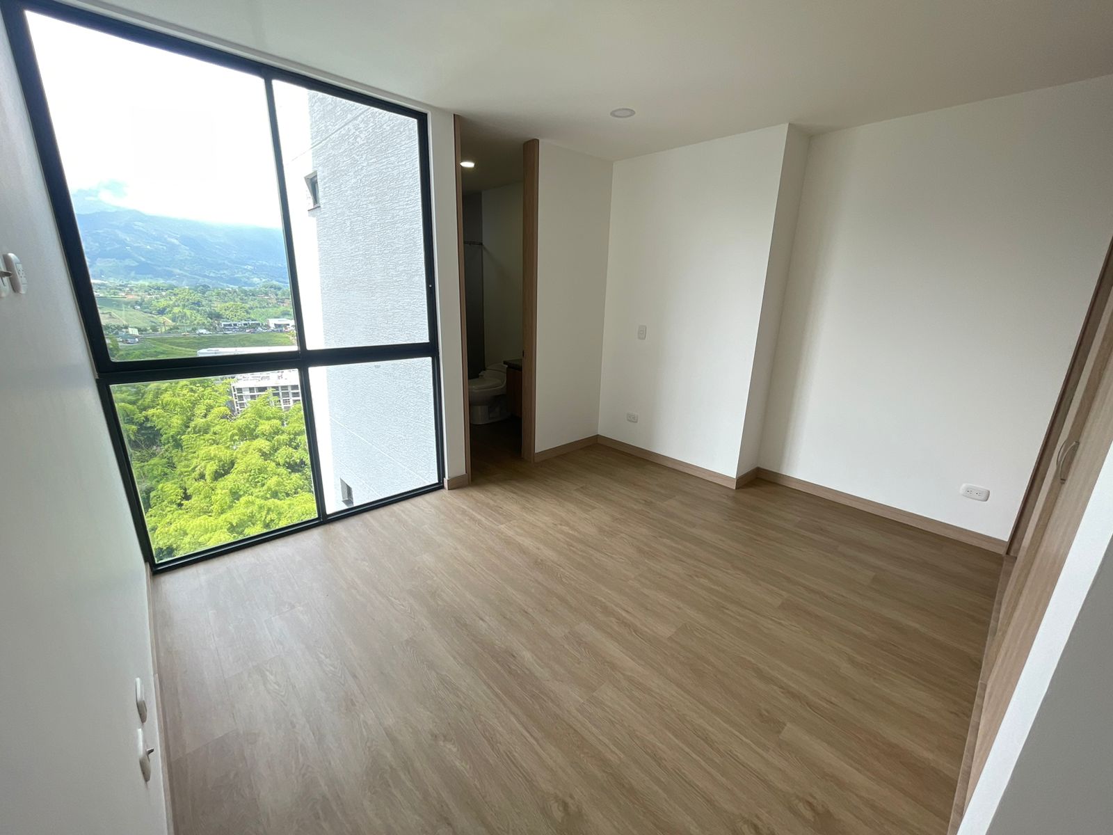 SE ARRIENDA APARTAMENTO SECTOR AVENIDA BOL (9).jpeg