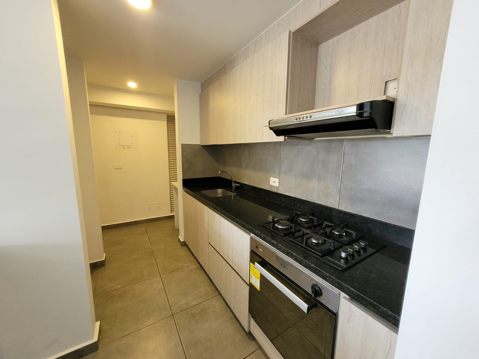 se arrienda apartamento en el norte de armenia (10).jpg