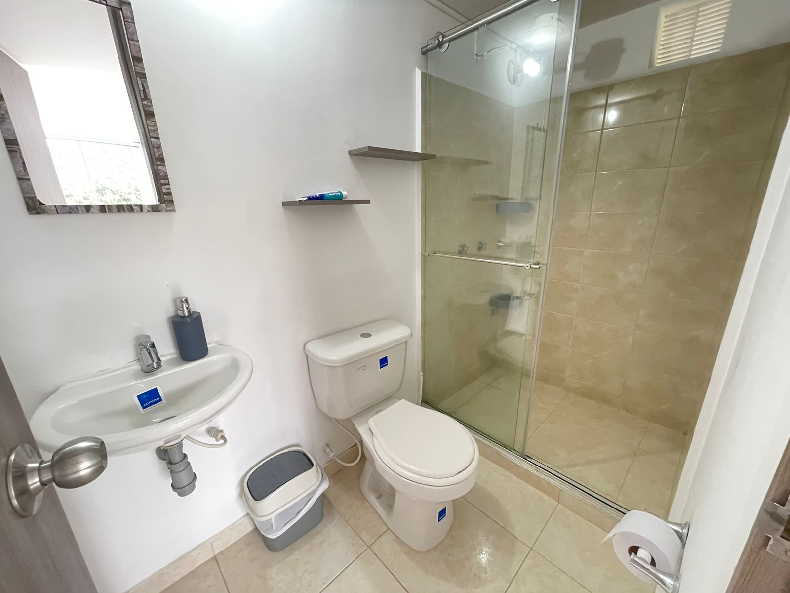 Apartamento amoblado sector oro negro (16).jpeg