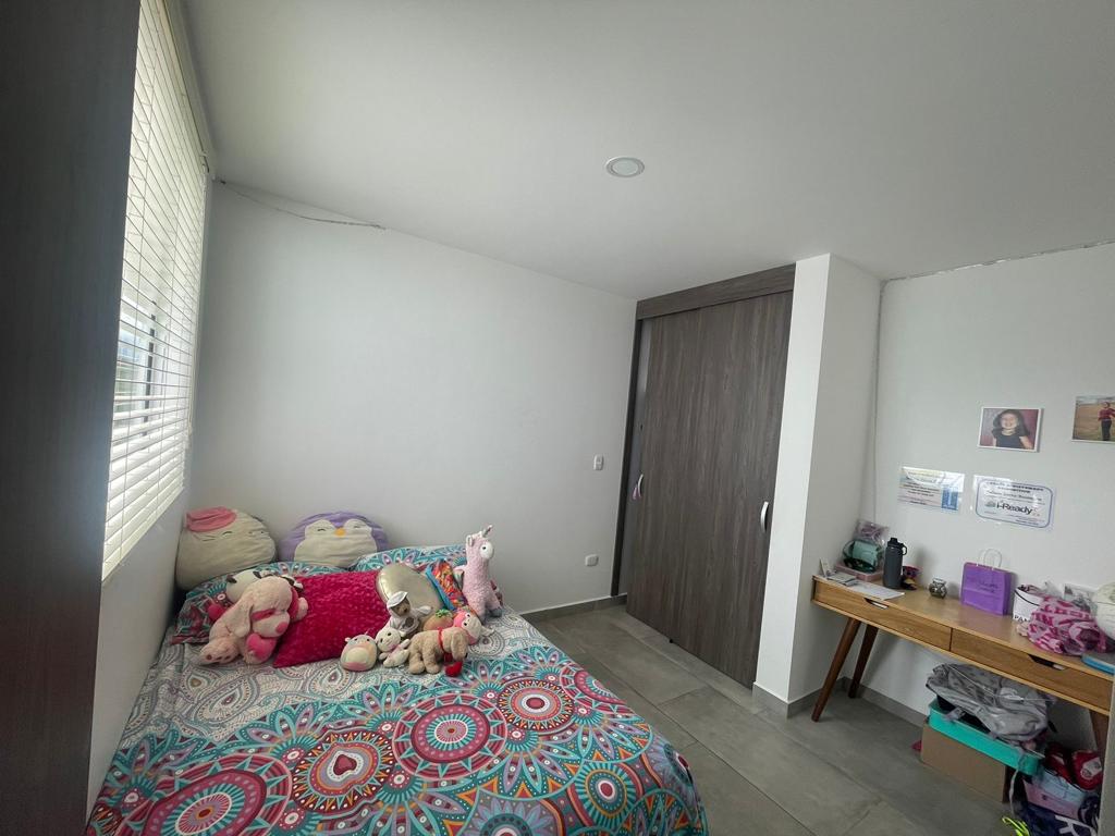 SE VENDE HERMOSA CASA REMODELADA VIA EL EDEN KM 2 (9).jpeg