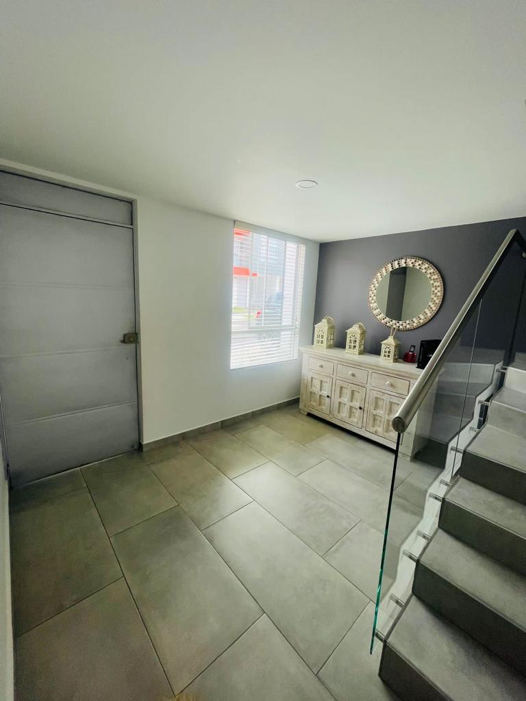 SE VENDE HERMOSA CASA REMODELADA VIA EL EDEN KM 2 (15).jpeg