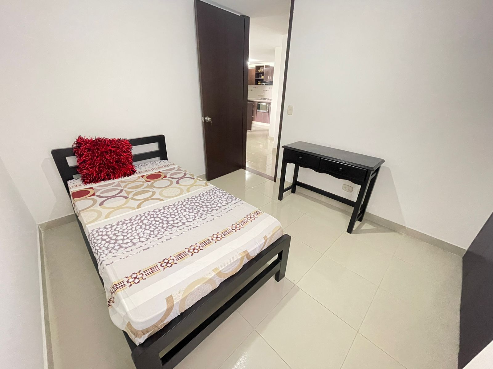 APARTAMENTO AMOBLADO NORTE ARMENIA QUINDIO 12 2.jpg