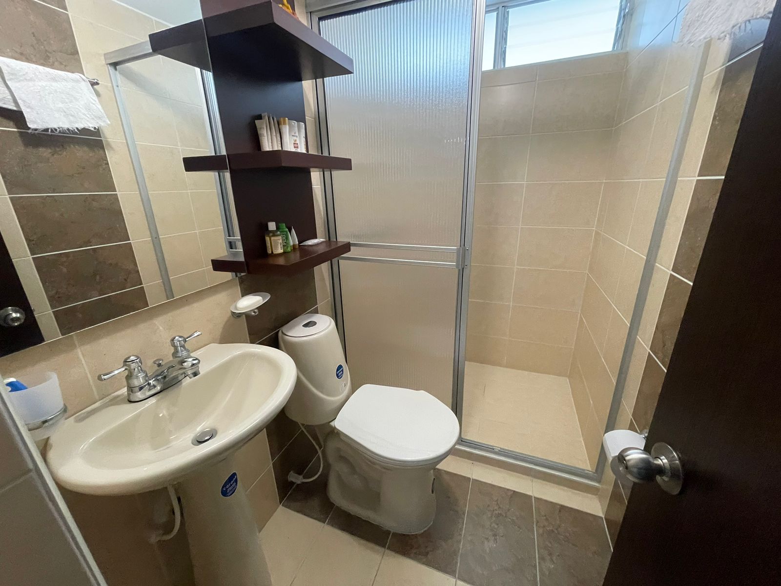 APARTAMENTO AMOBLADO NORTE ARMENIA QUINDIO 10.jpg