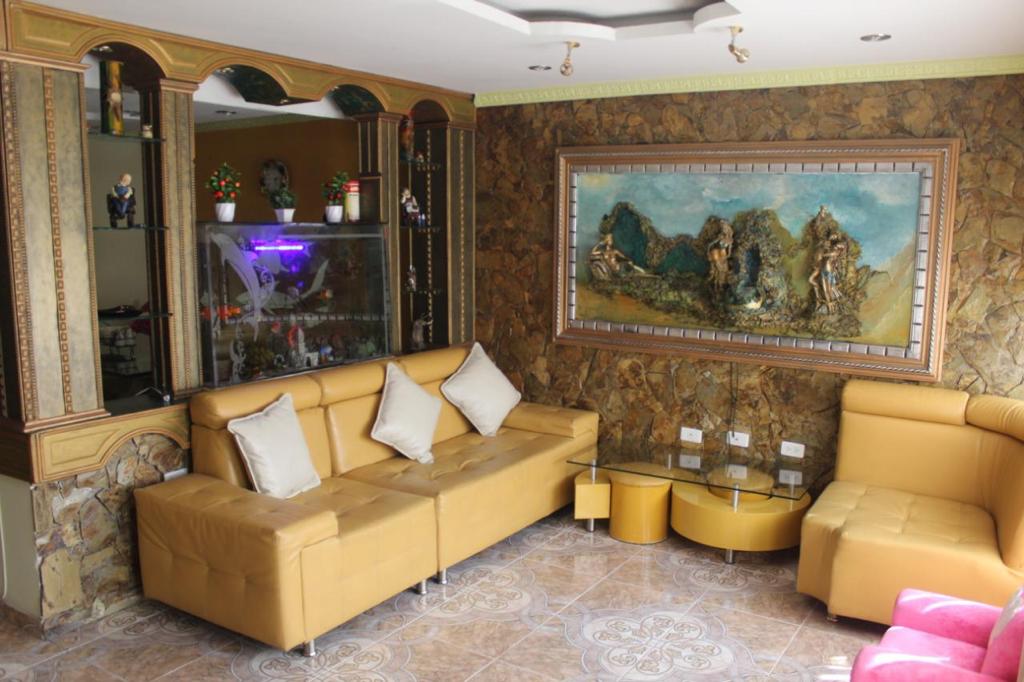 SE VENDE CASA REMODELADA SECTOR EL RECREO (25).jpeg