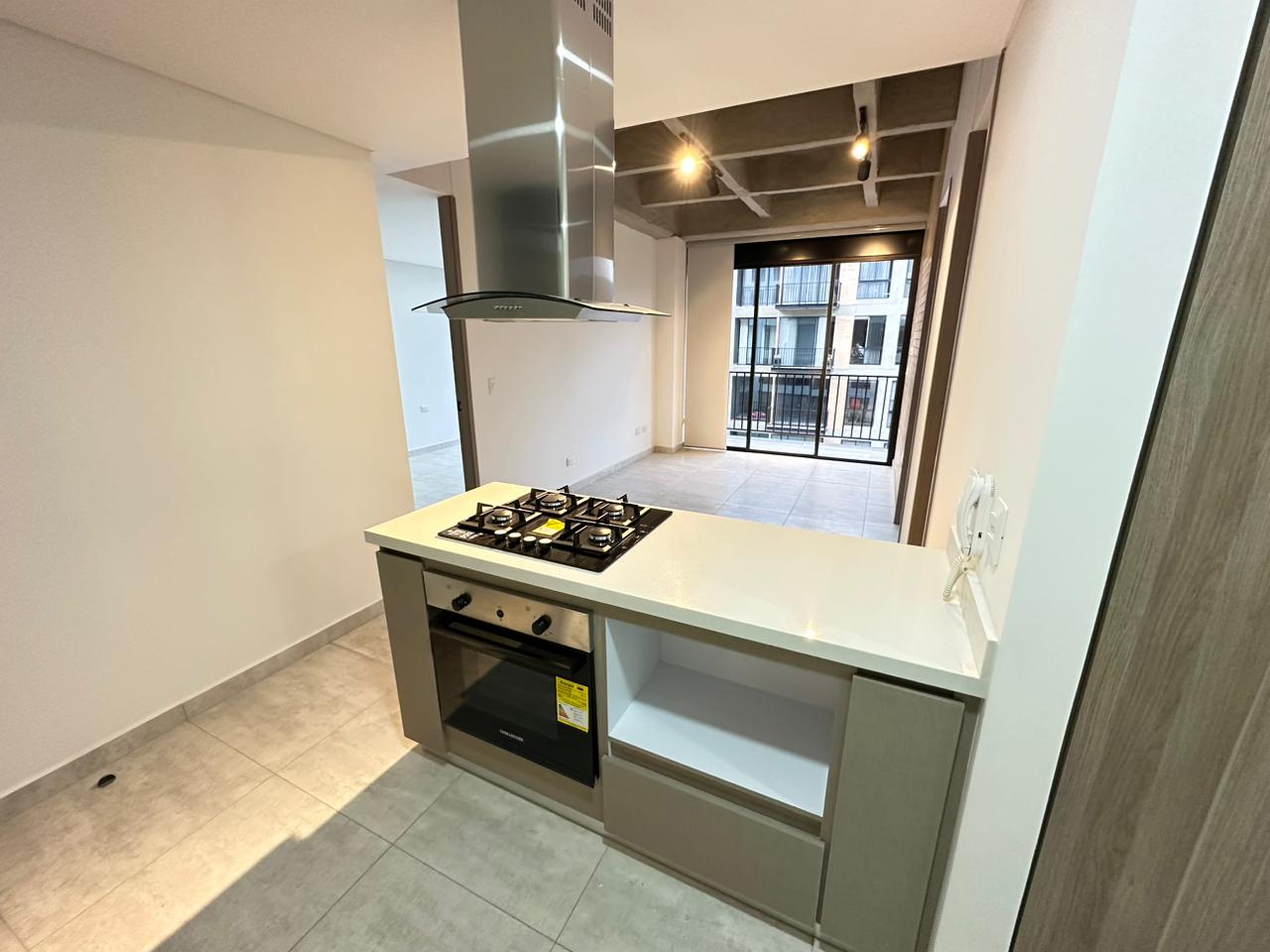 SE ARRIENDA APARTAMENTO EN MONSERRAT (11).jpeg