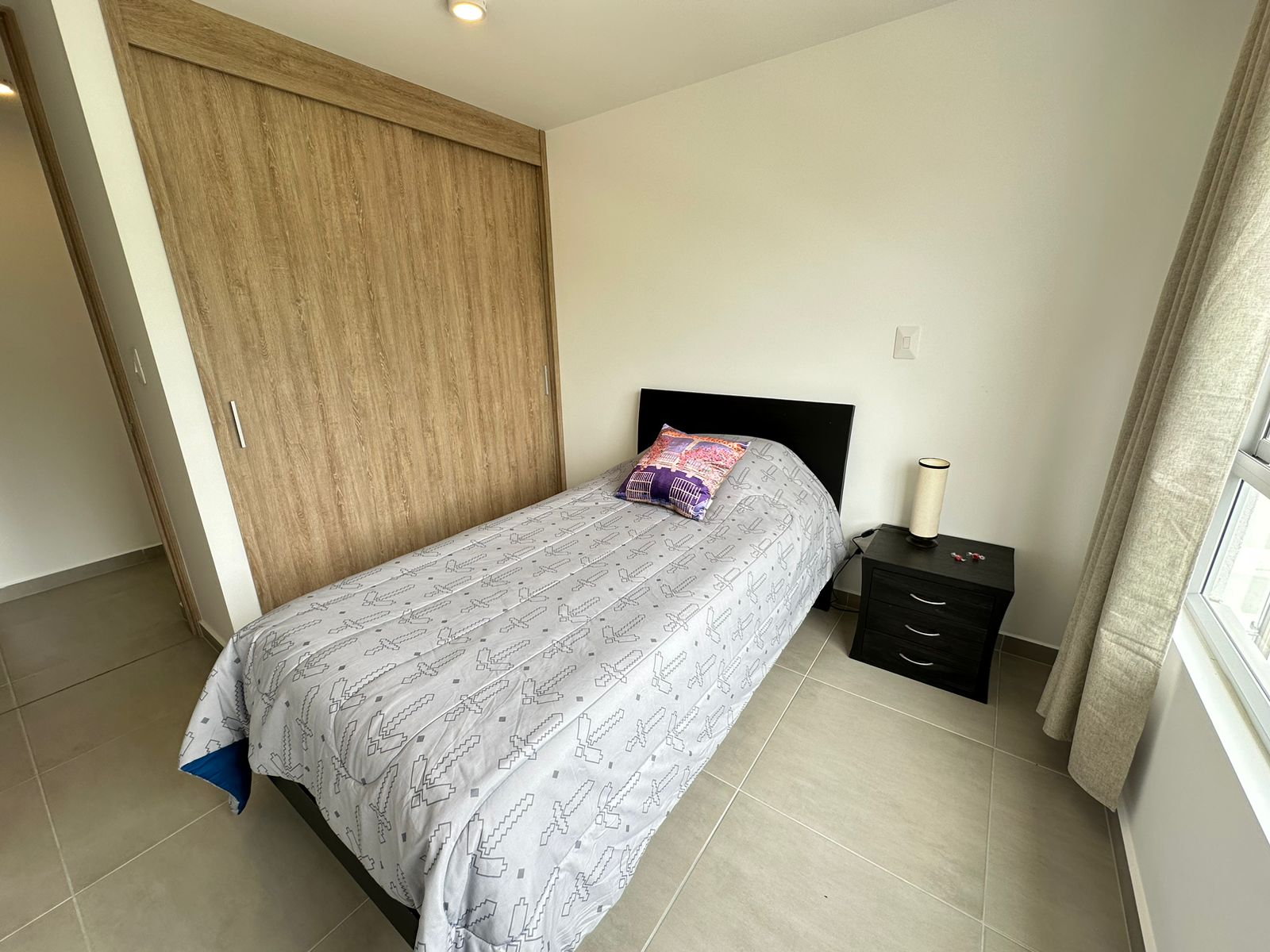APARTAMENTO AMOBLADO SECTOR AVENIDA CENTENARIO  (14).jpeg