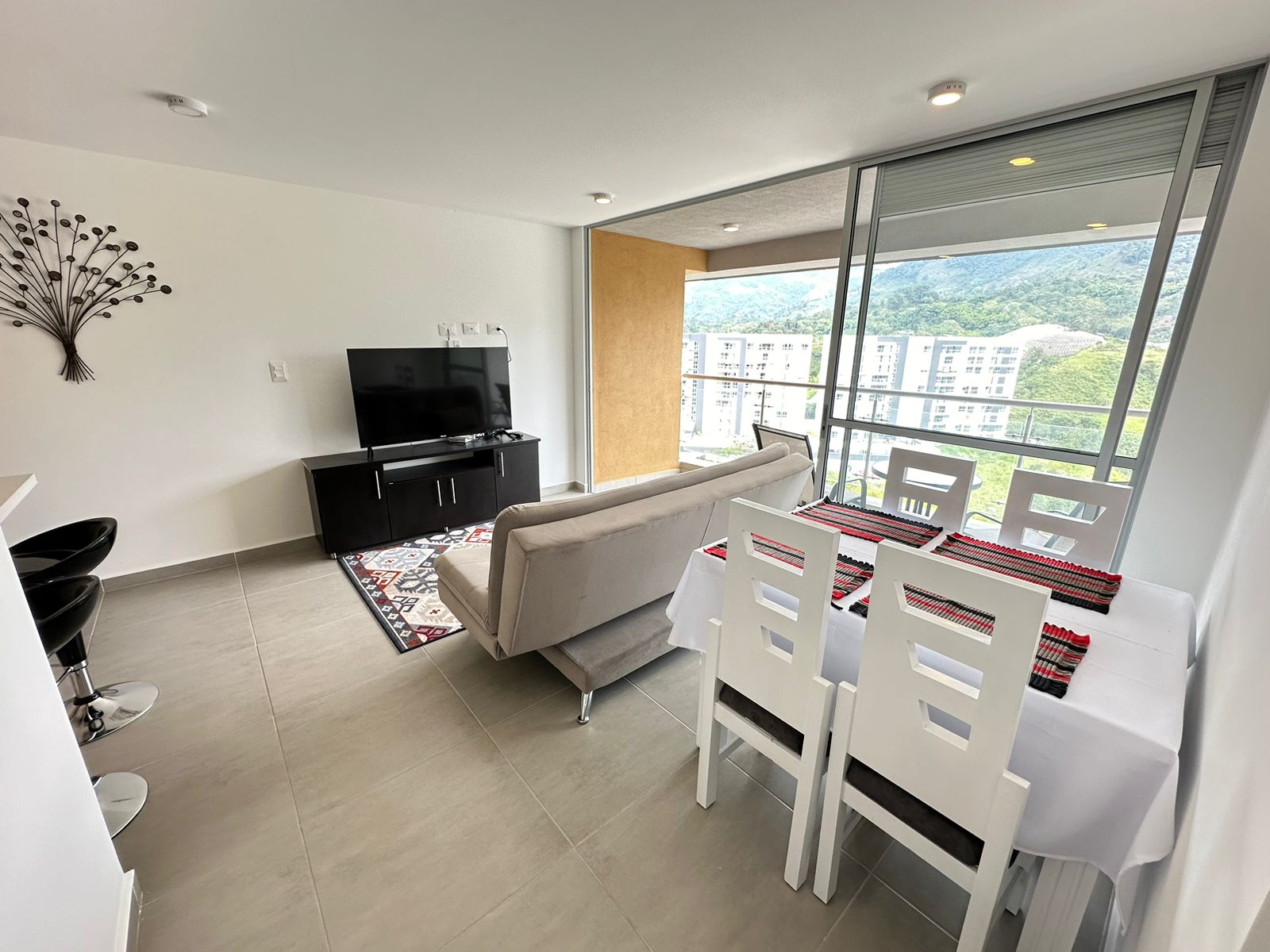 APARTAMENTO AMOBLADO SECTOR AVENIDA CENTENARIO  (8).jpeg