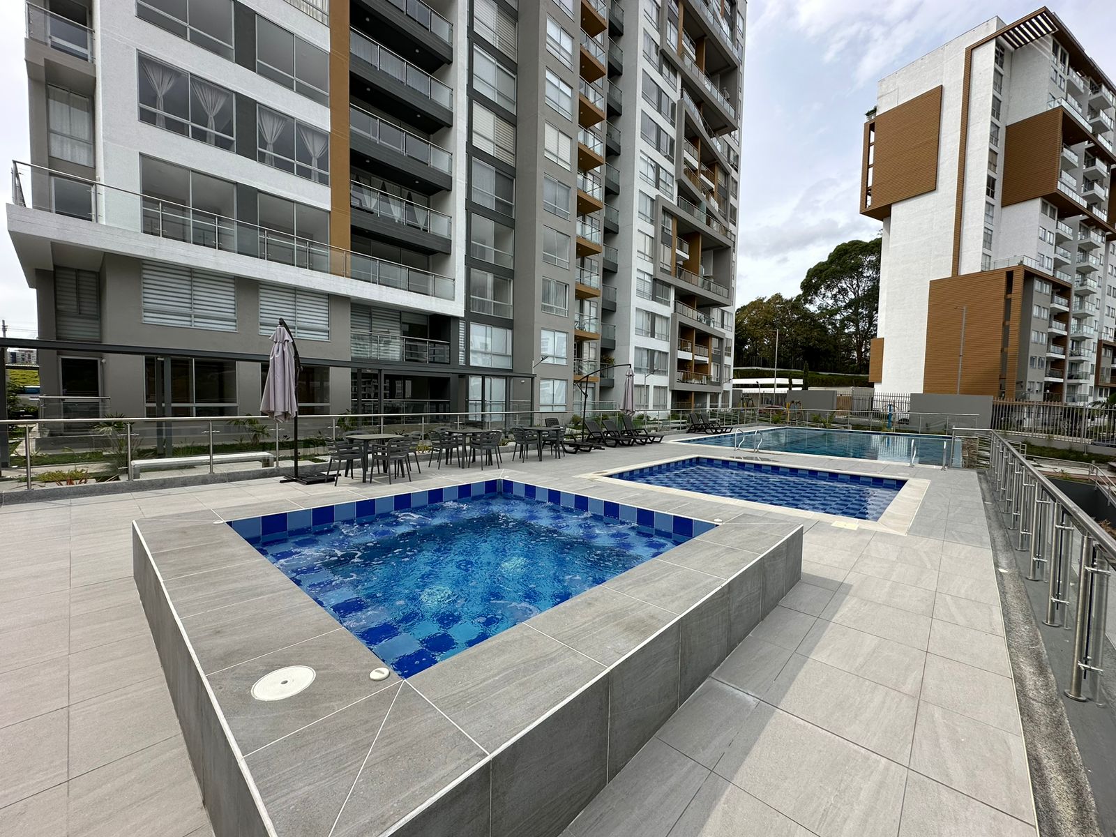 APARTAMENTO AMOBLADO SECTOR AVENIDA CENTENARIO  (23).jpeg