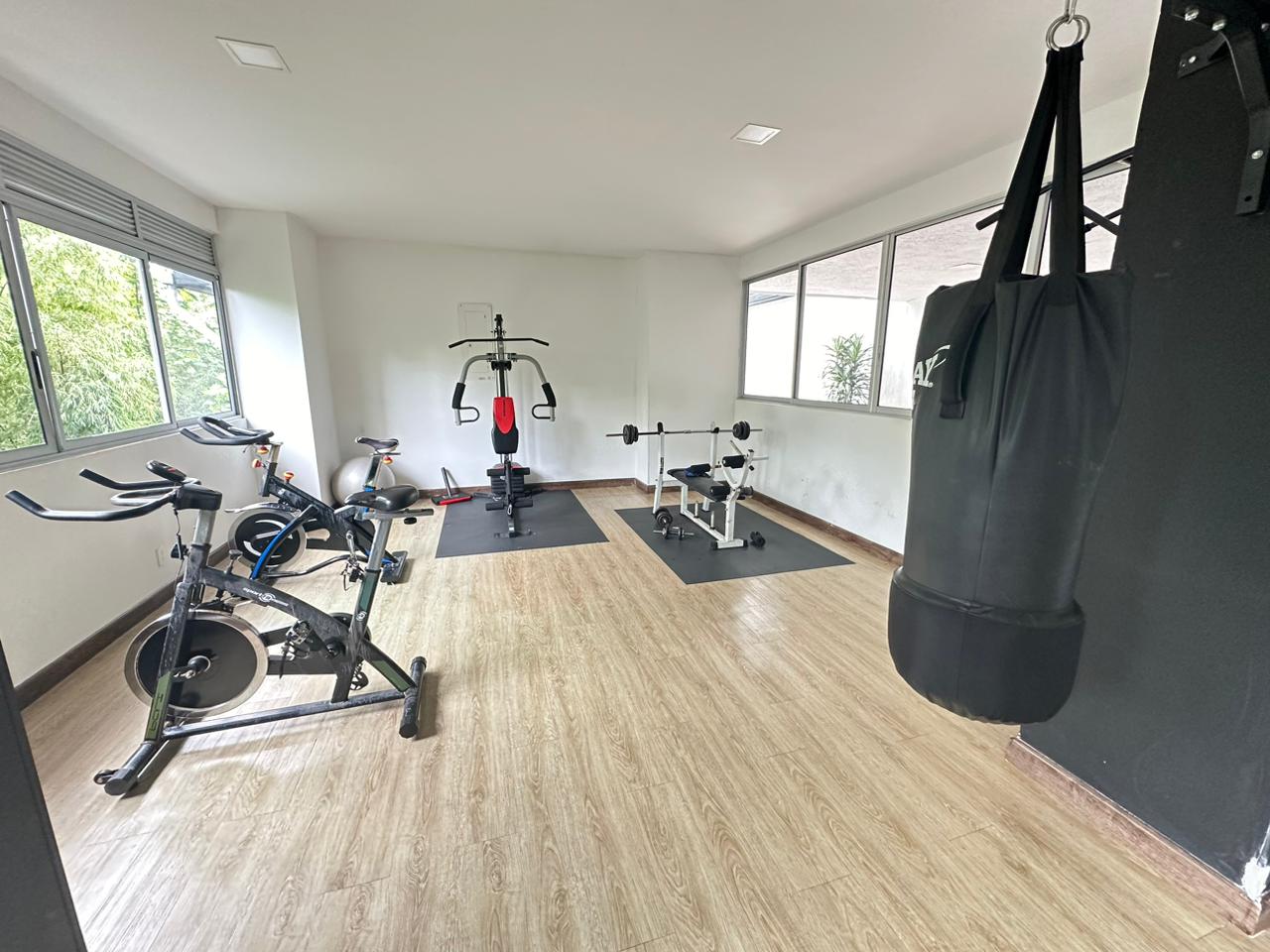 APARTAMENTO AMOBLADO BARRIO LAURELES (17).jpeg