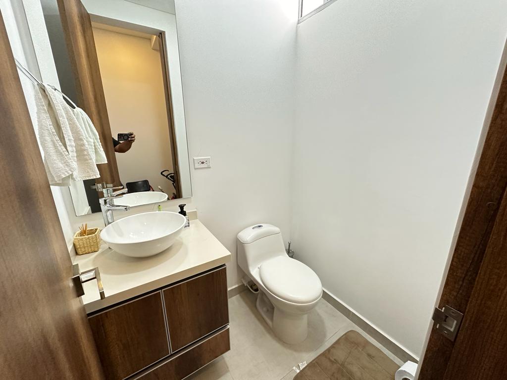 WhatsApp Image 2023-10-23 at 12.10.24 PM.jpeg