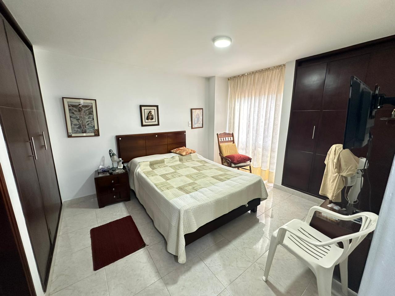 APARTAMENTO AMOBLADO  EN LAURELES  (2).jpeg