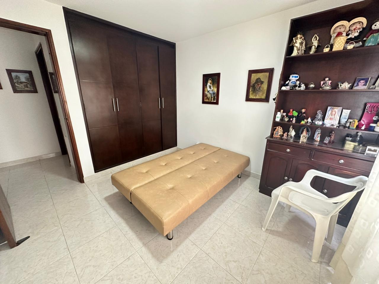 APARTAMENTO AMOBLADO  EN LAURELES  (3).jpeg