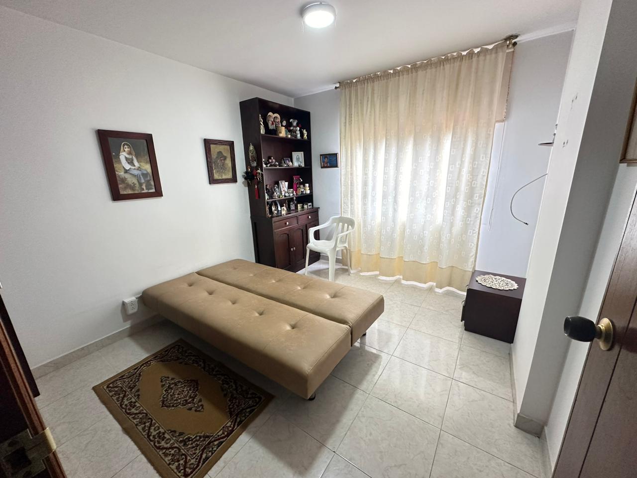 APARTAMENTO AMOBLADO  EN LAURELES  (8).jpeg